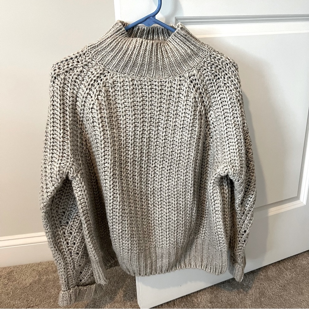 Baltic Born gray sweater. Excellent condition!🥰